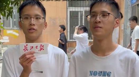 雙胞胎兄弟高考同考621分，被武漢同一所大學同一專業錄取 媽媽感慨：不敢相信