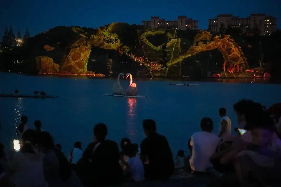 “一起狂歡吧！”上海旅遊節限時特惠！