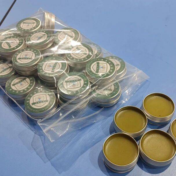小學生自制薄荷膏寄去邊疆，邊防官兵捎來了特別的禮物