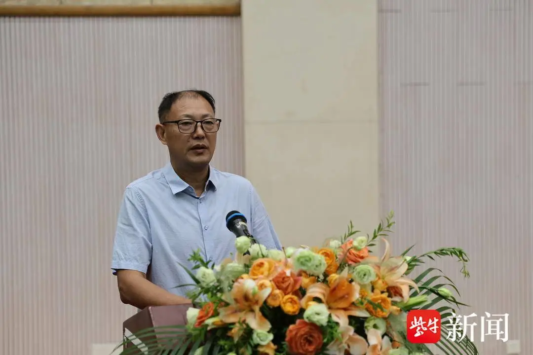 江蘇省大港中學舉行新學期開學典禮暨教師節慶祝大會