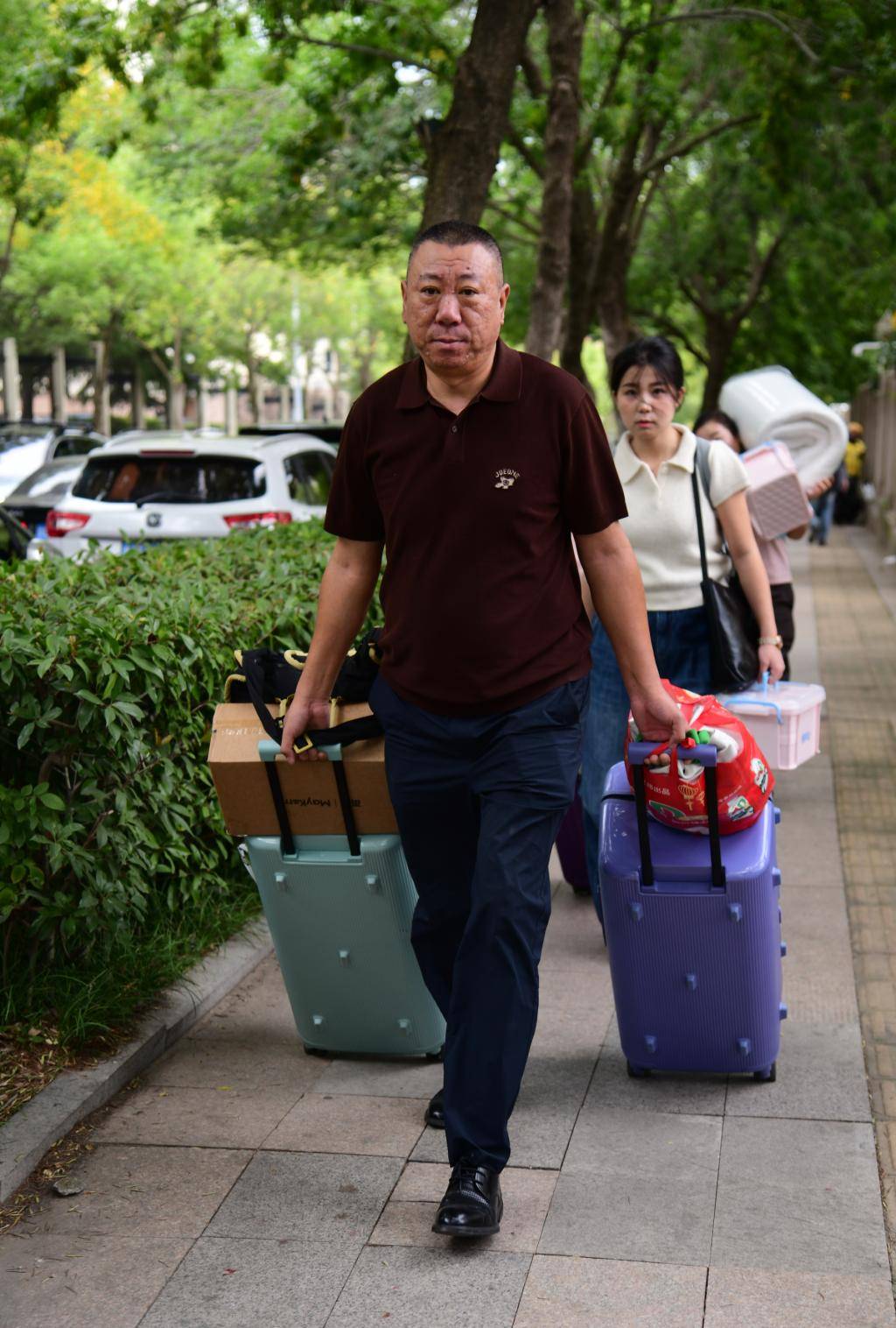 青島大學新生報到啦！