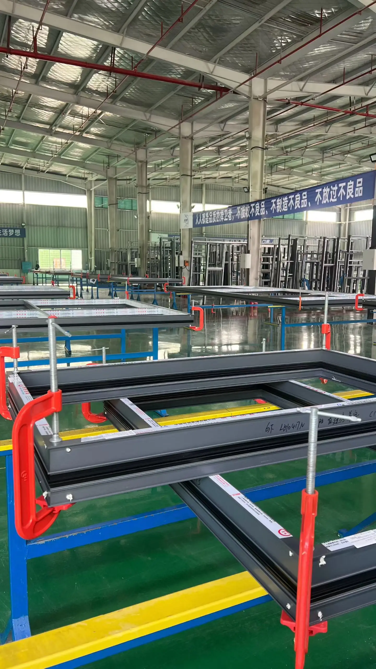 長沙門窗定製公司，價效比高的門窗定製公司配置對比