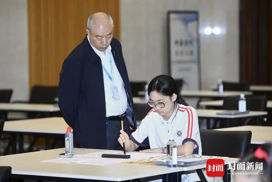 中華詩詞美育大賽複賽書法專項鳴鑼收官丨圖集
