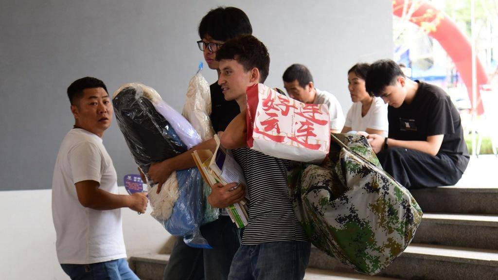 青島大學新生報到啦！